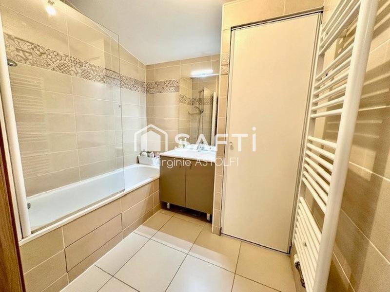 Appartement - 95 m² - 4 pièces