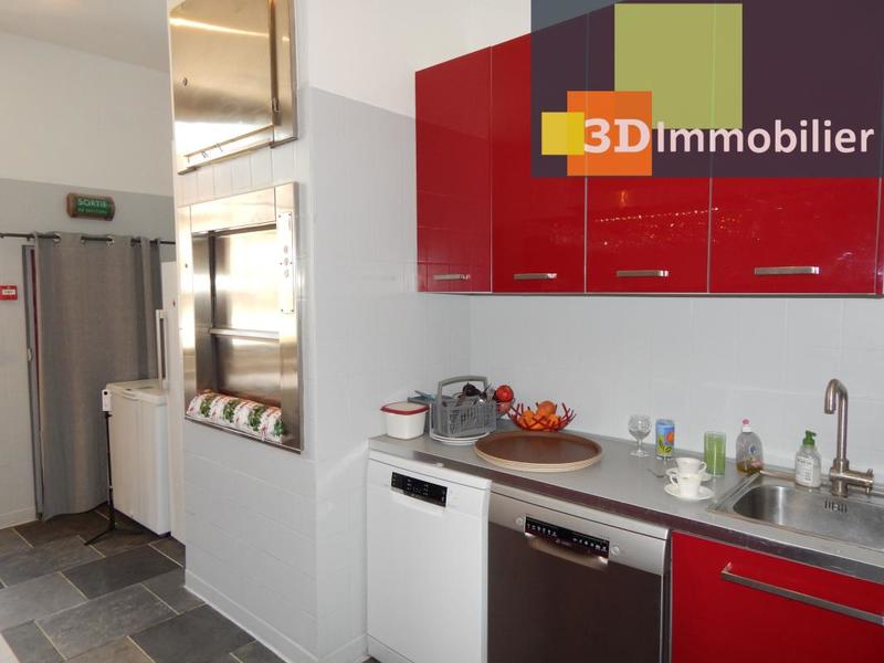 Maison - 402 m² - 14 pièces