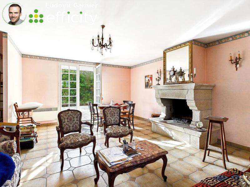 Maison - 290 m² - 10 pièces