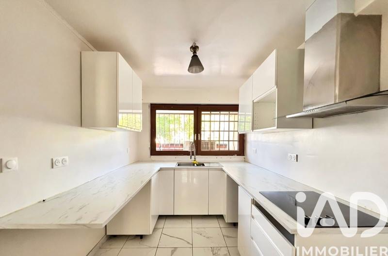 Maison - 88 m² - 4 pièces