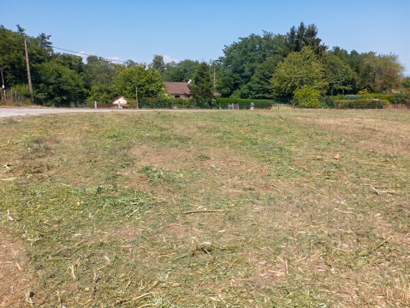 Terrain constructible - 700 m²