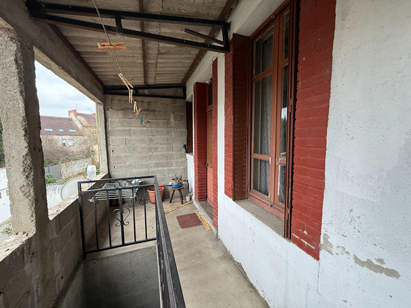 Maison - 151 m² - 10 pièces