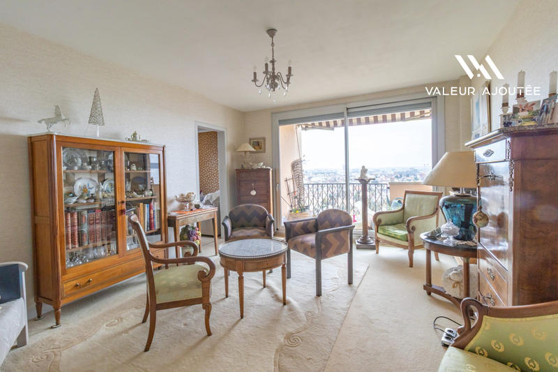 Appartement - 76 m² - 4 pièces