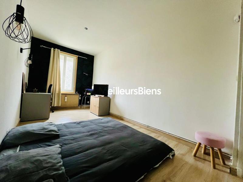 Maison de ville - 80 m² - 5 pièces