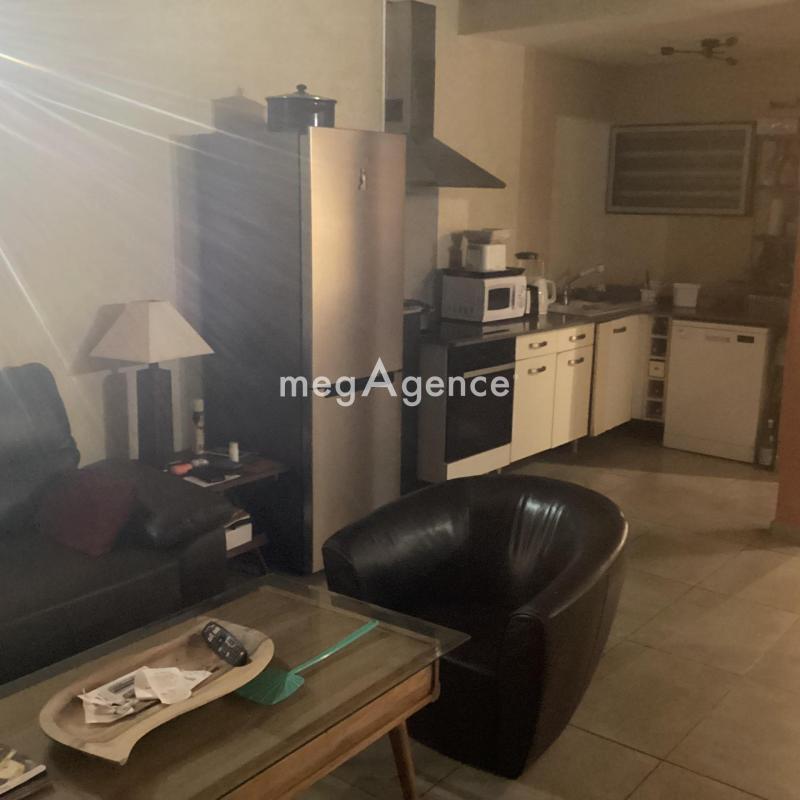 Appartement - 100 m² - 3 pièces