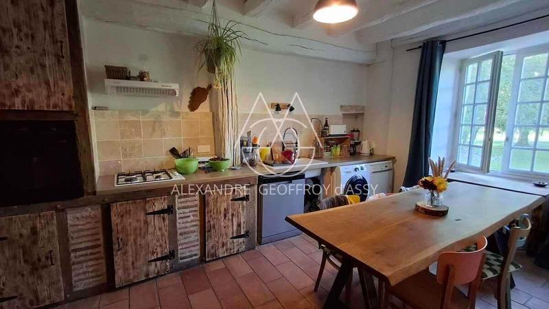 Château - 820 m² - 28 pièces