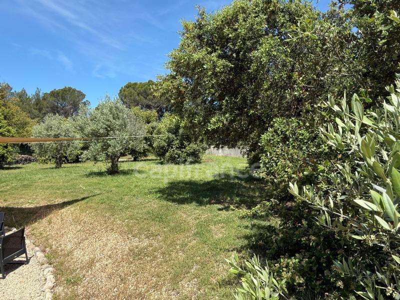 Maison - 235 m² - 8 pièces