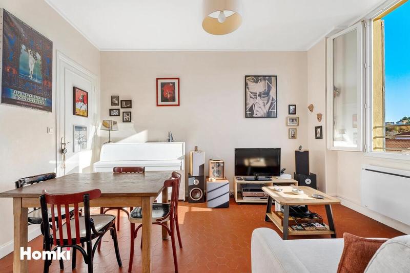 Appartement - 85 m² - 4 pièces