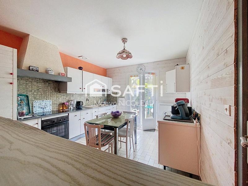 Maison - 111 m² - 4 pièces