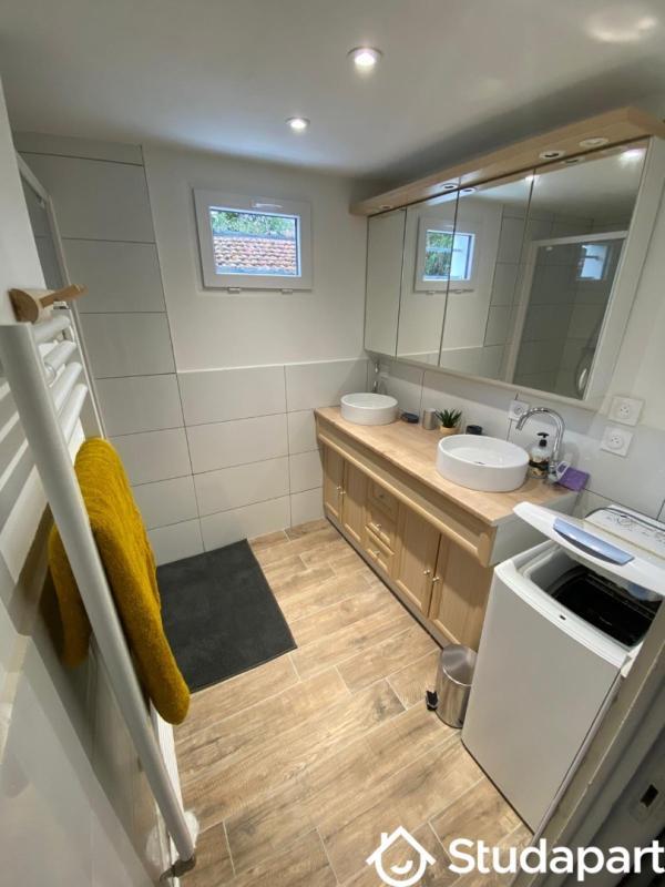 Chambre - 9 m² - 1 pièce