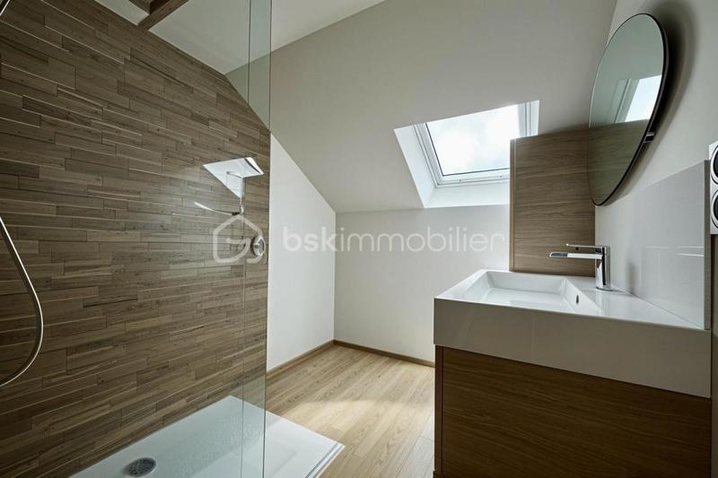 Maison - 144 m² - 7 pièces