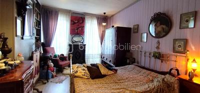 Immeuble - 214 m² - 6 pièces