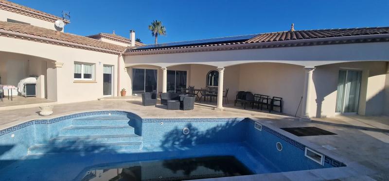 Villa - 291 m² - 7 pièces