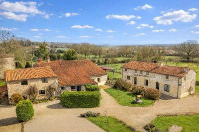 Gîte - 440 m² - 30 pièces