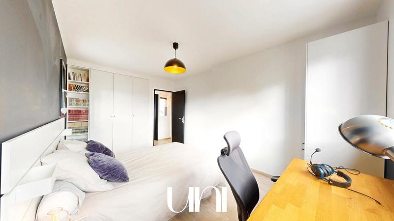 Maison - 185 m² - 6 pièces