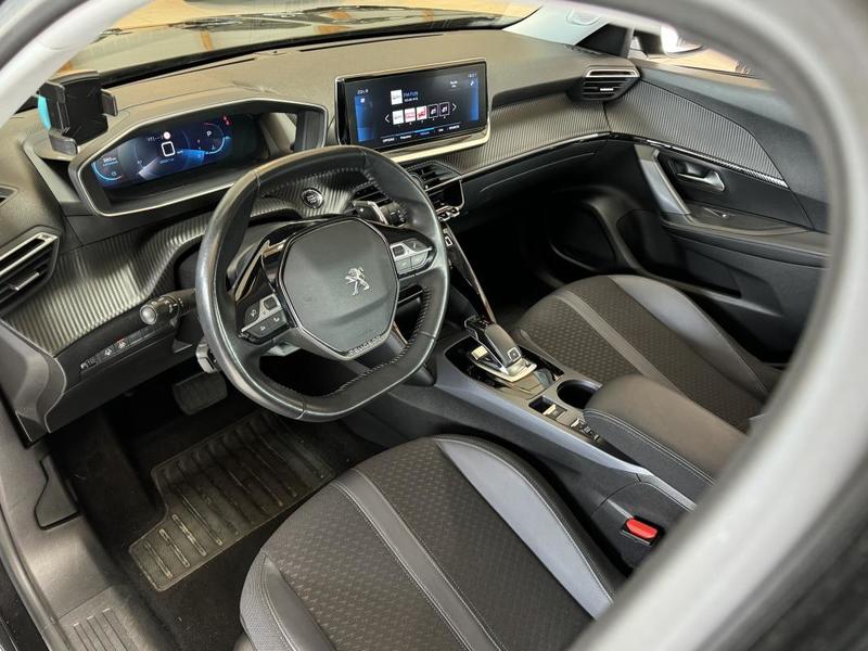 Peugeot 2008 1.2 Puretech - Allure Eat8 Full Black Suivi complet