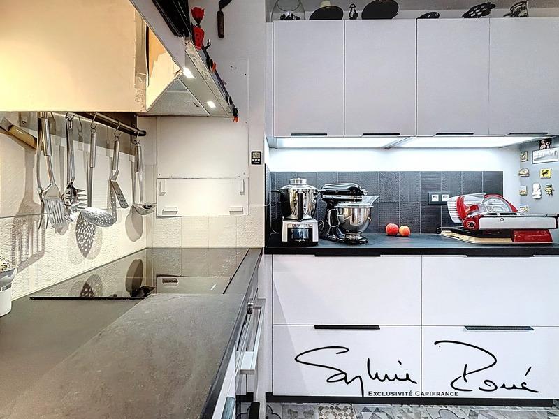 Appartement - 102 m² - 5 pièces