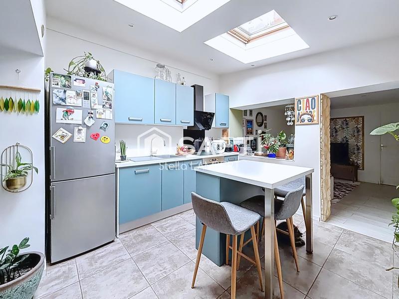 Maison - 98 m² - 5 pièces