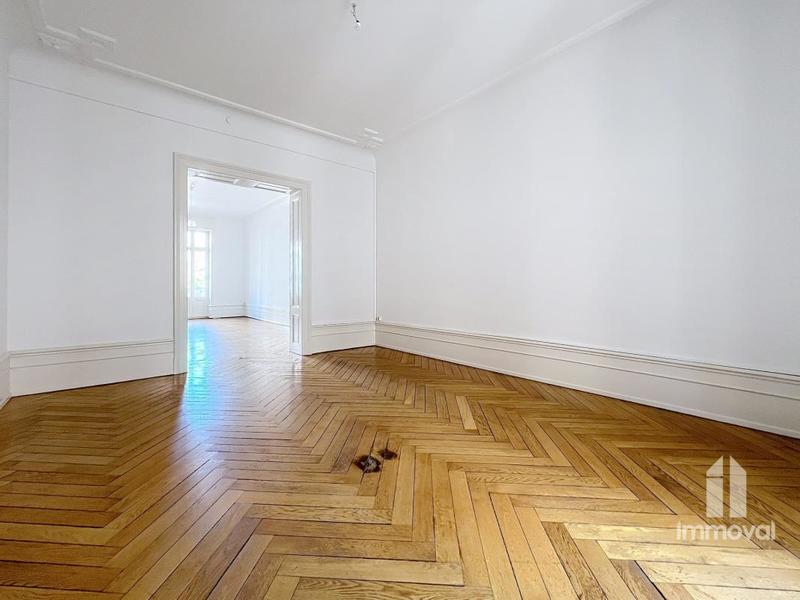 Appartement - 197 m² - 7 pièces