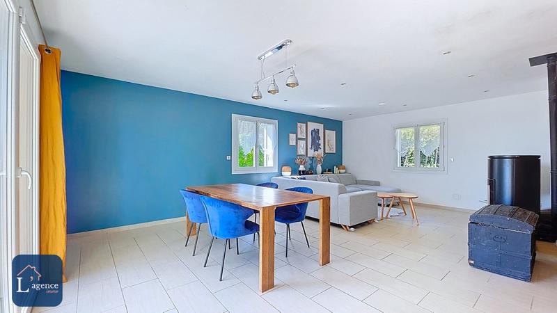 Maison - 277 m² - 6 pièces