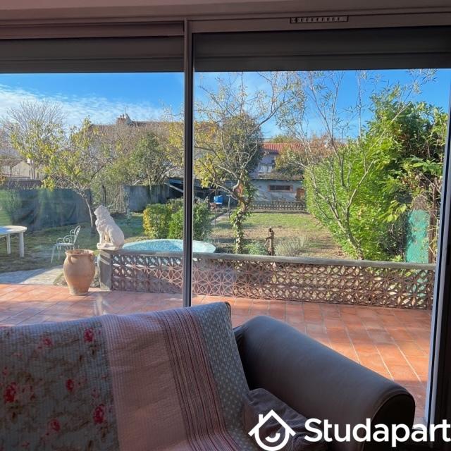 Chambre - 9 m² - 1 pièce