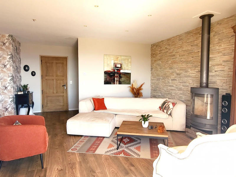 Villa - 224 m² - 8 pièces