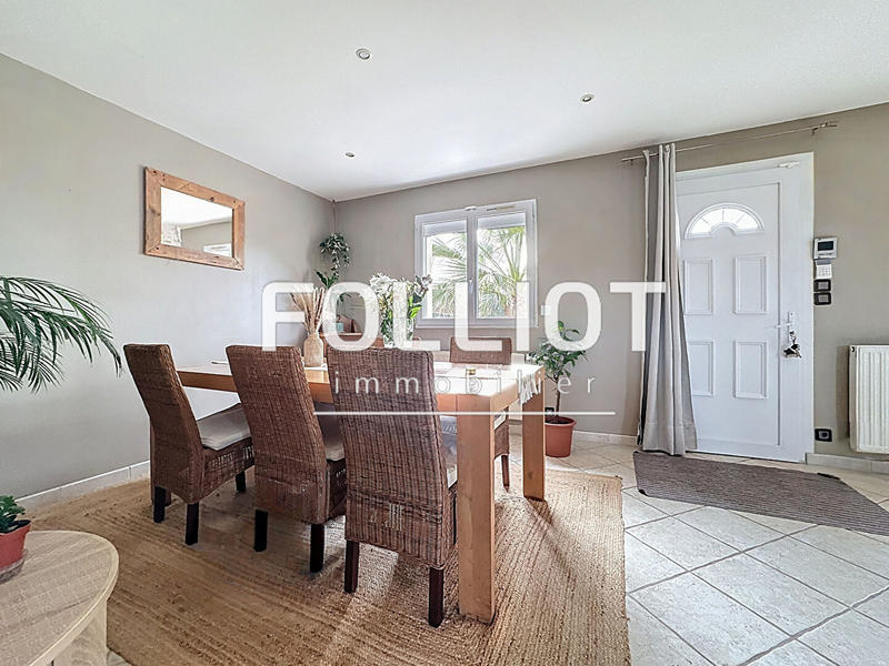 Maison - 90 m² - 4 pièces