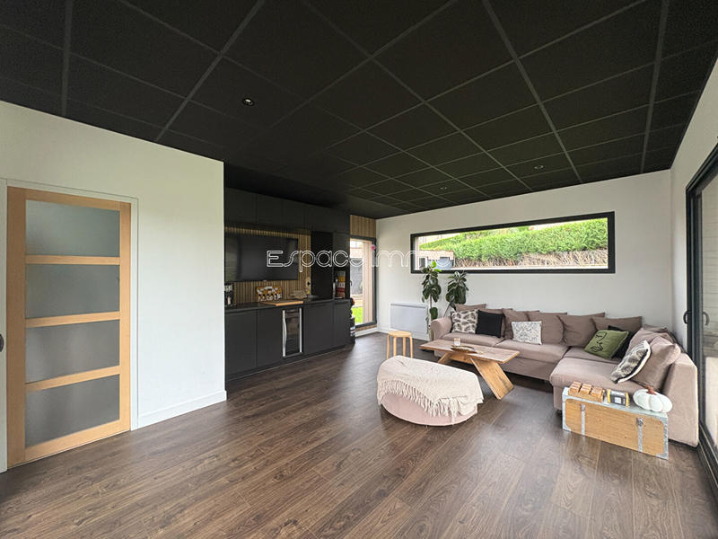 Maison - 143 m² - 6 pièces