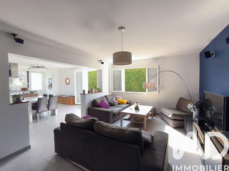 Maison - 162 m² - 8 pièces