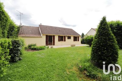 Maison - 93 m² - 4 pièces