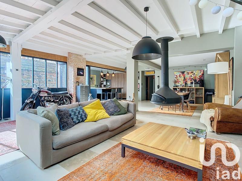 Maison de ville - 244 m² - 8 pièces