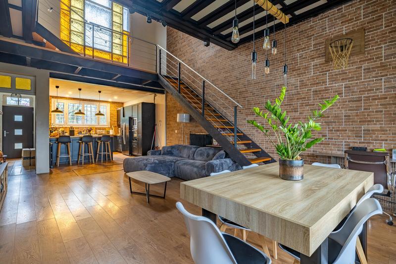 Maison - 162 m² - 5 pièces