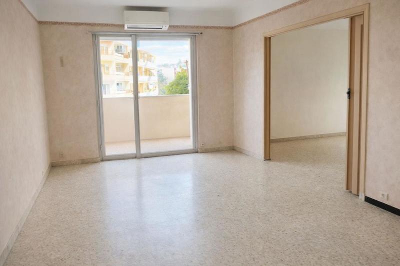 Appartement - 76 m² - 4 pièces