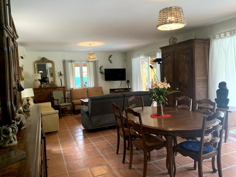 Maison - 184 m² - 8 pièces