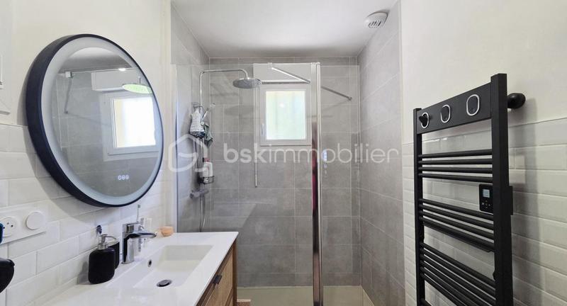 Maison en pierre - 100 m² - 4 pièces