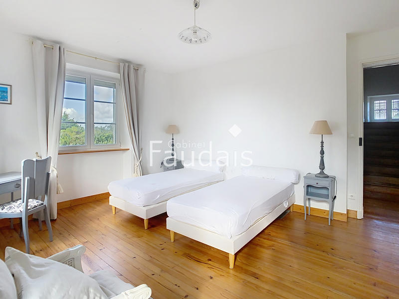 Villa - 100 m² - 7 pièces