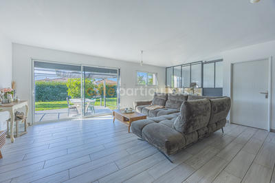 Maison - 124 m² - 6 pièces