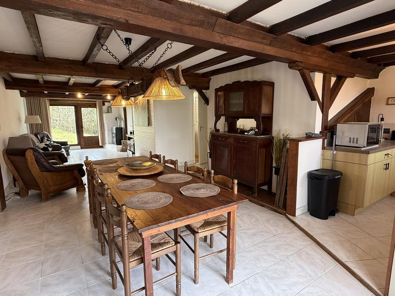 Maison - 340 m² - 17 pièces