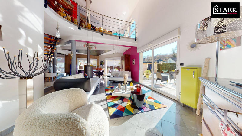 Maison - 182 m² - 7 pièces