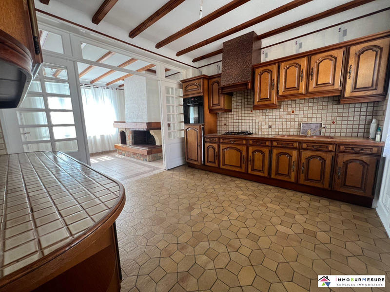 Maison - 82 m² - 6 pièces