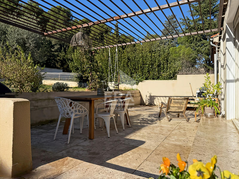 Maison - 94 m² - 4 pièces