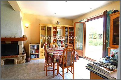 Pavillon - 120 m² - 6 pièces