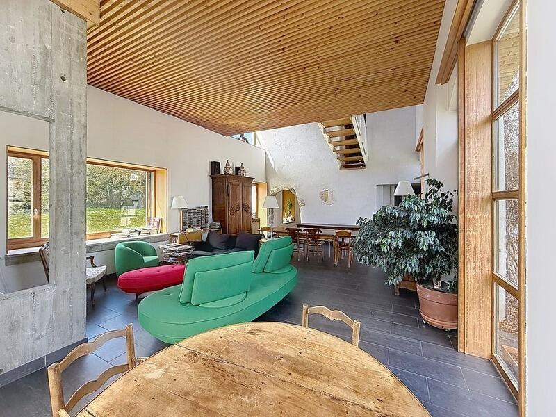 Maison - 475 m² - 9 pièces