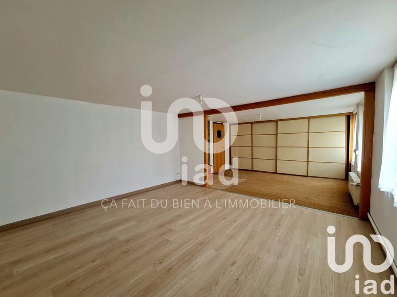 Maison - 215 m² - 8 pièces