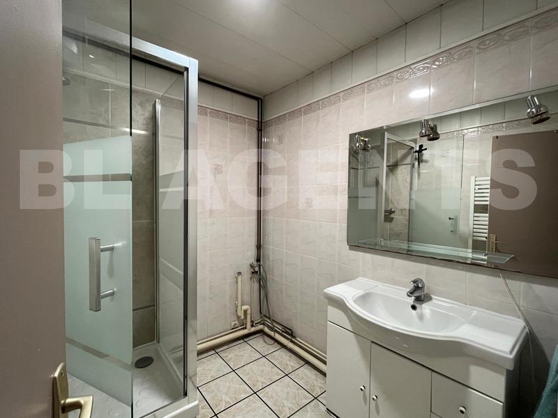 Appartement - 92 m² - 4 pièces