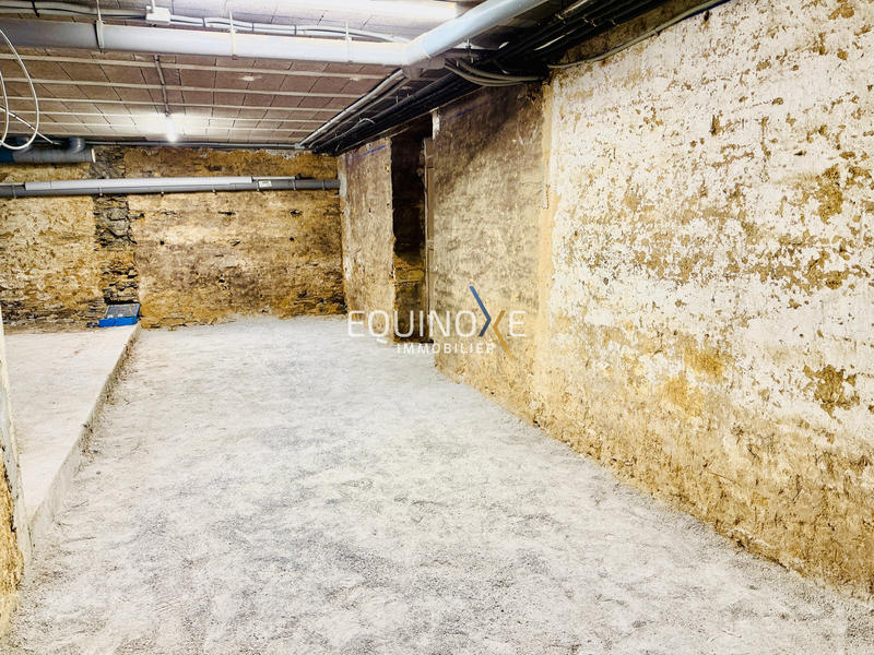 Maison - 161 m² - 7 pièces