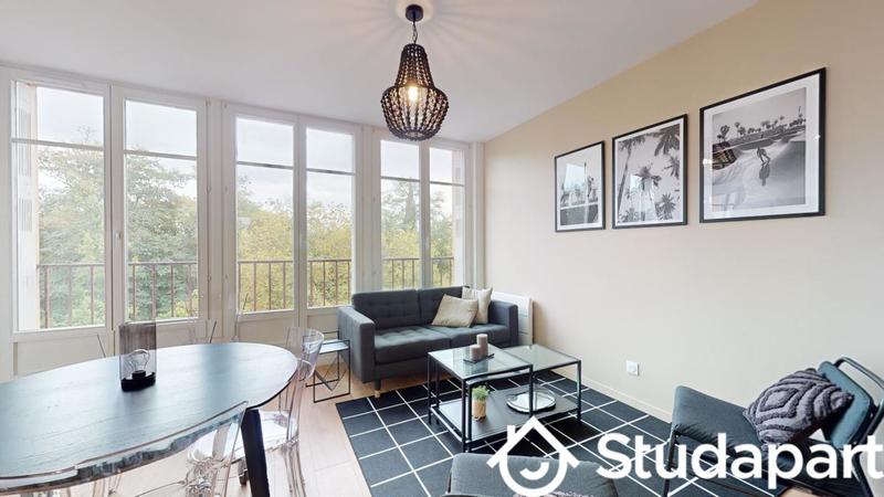 Chambre - 11 m² - 1 pièce