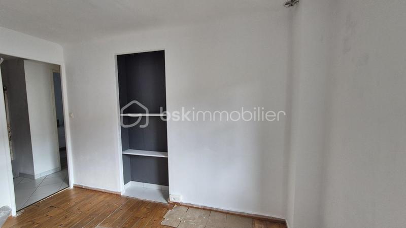 Maison de village - 97 m² - 6 pièces