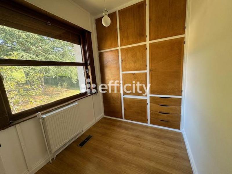 Maison - 200 m² - 8 pièces