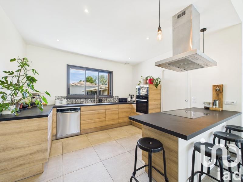 Maison - 171 m² - 7 pièces